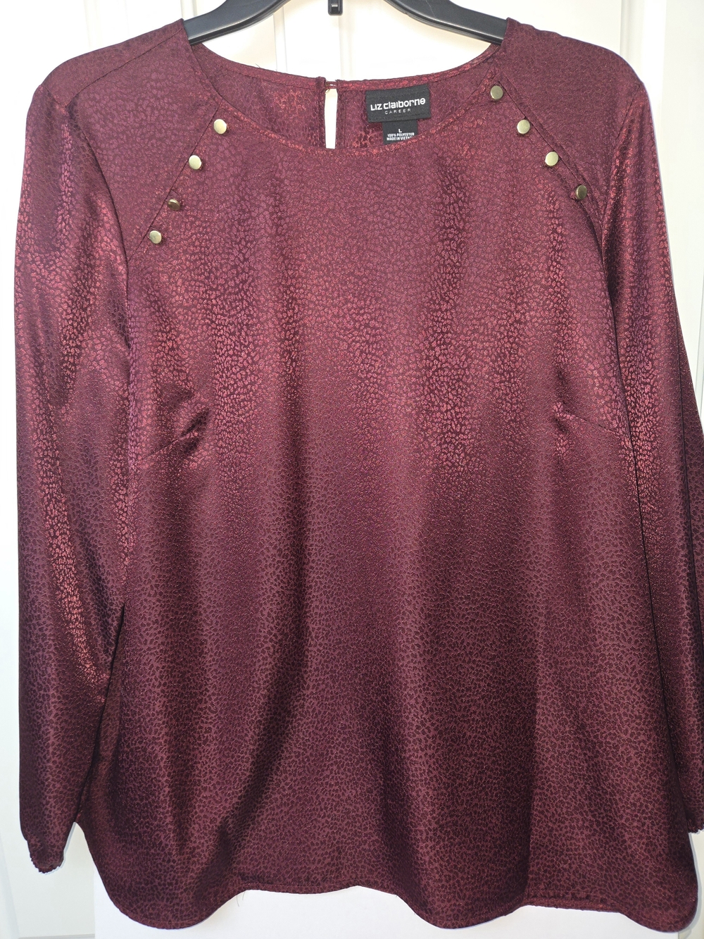 Liz Claiborne Career Burgundy Long-Sleeve Top. Size L. NWT